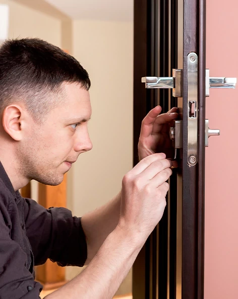 : Professional Locksmith For Commercial And Residential Locksmith Services in Danville